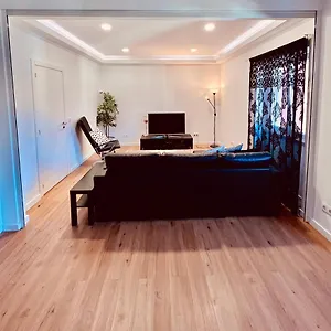 https://charmoso-apartamento-penha-de-frana.hotels-lisbon-portugal.com