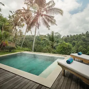 https://villa-tepi.ubudhotelsnow.com